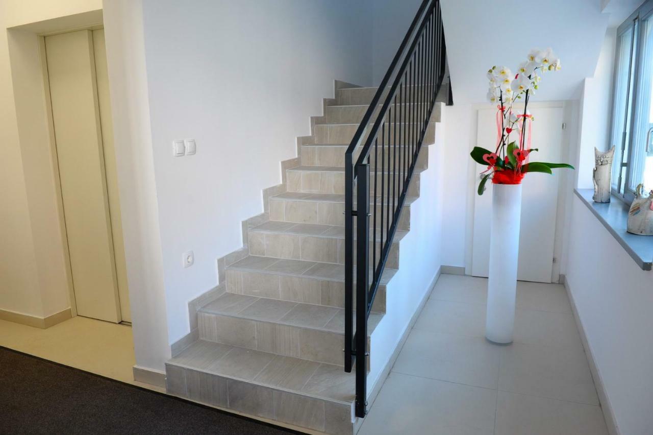 Hostel Ormoz Dış mekan fotoğraf