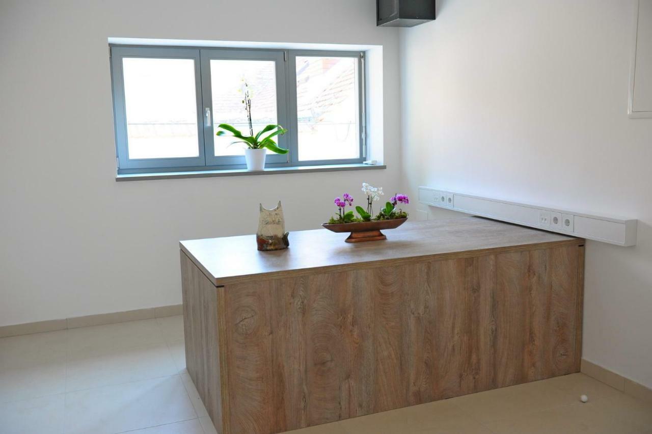 Hostel Ormoz Dış mekan fotoğraf